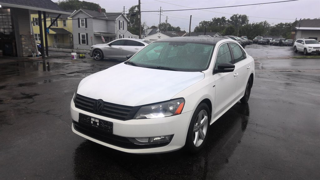 2015 Volkswagen Passat Sport