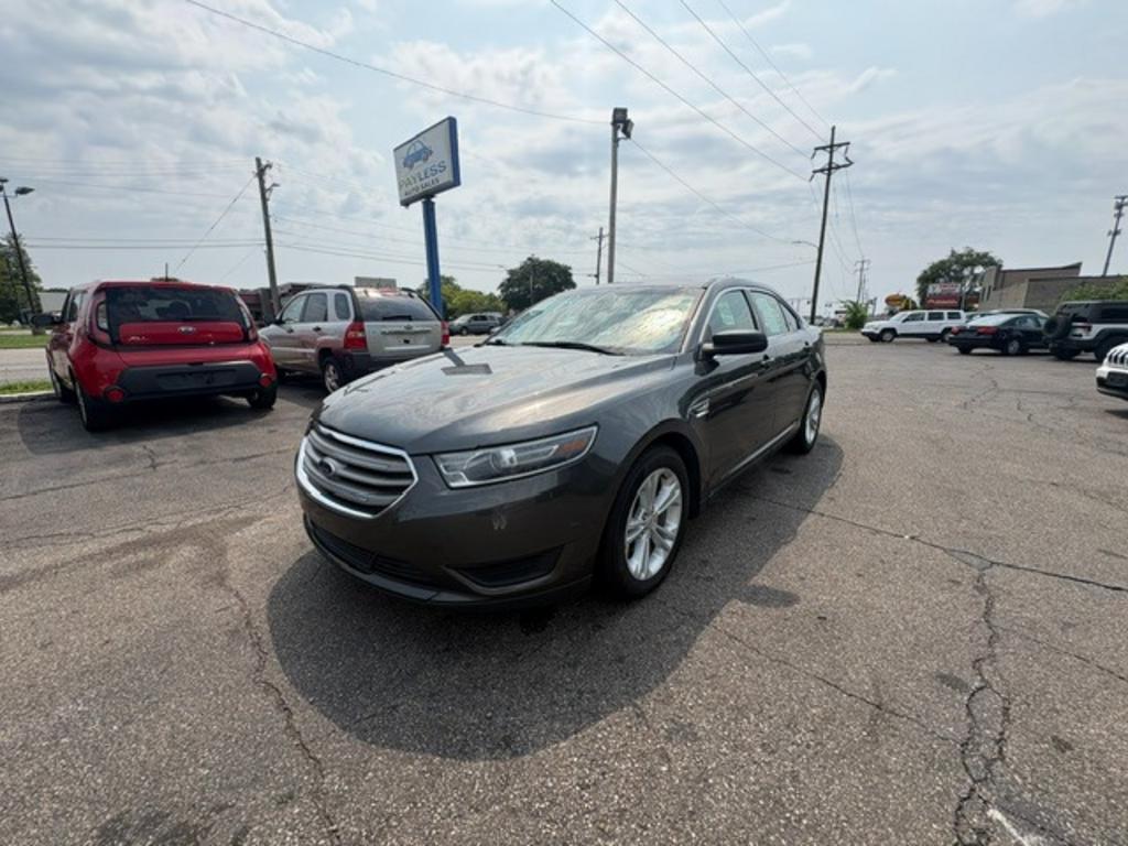 2018 Ford Taurus