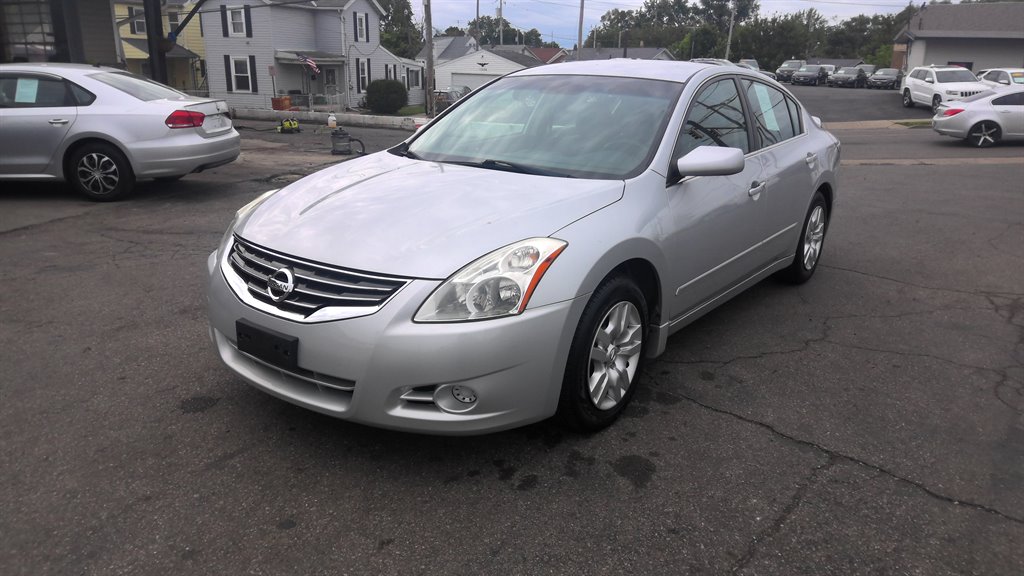 2012 Nissan Altima 2.5 CVT's photo