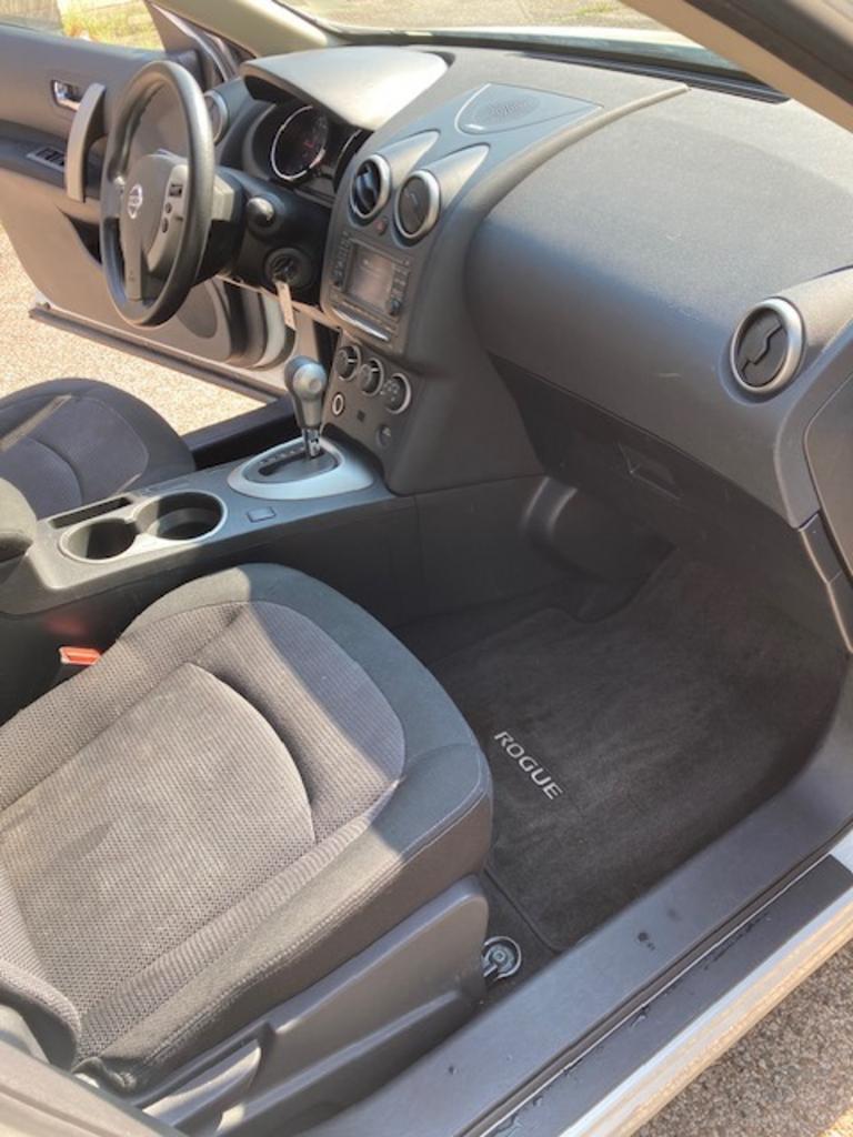 2013 Nissan Rogue SV - Photo 11